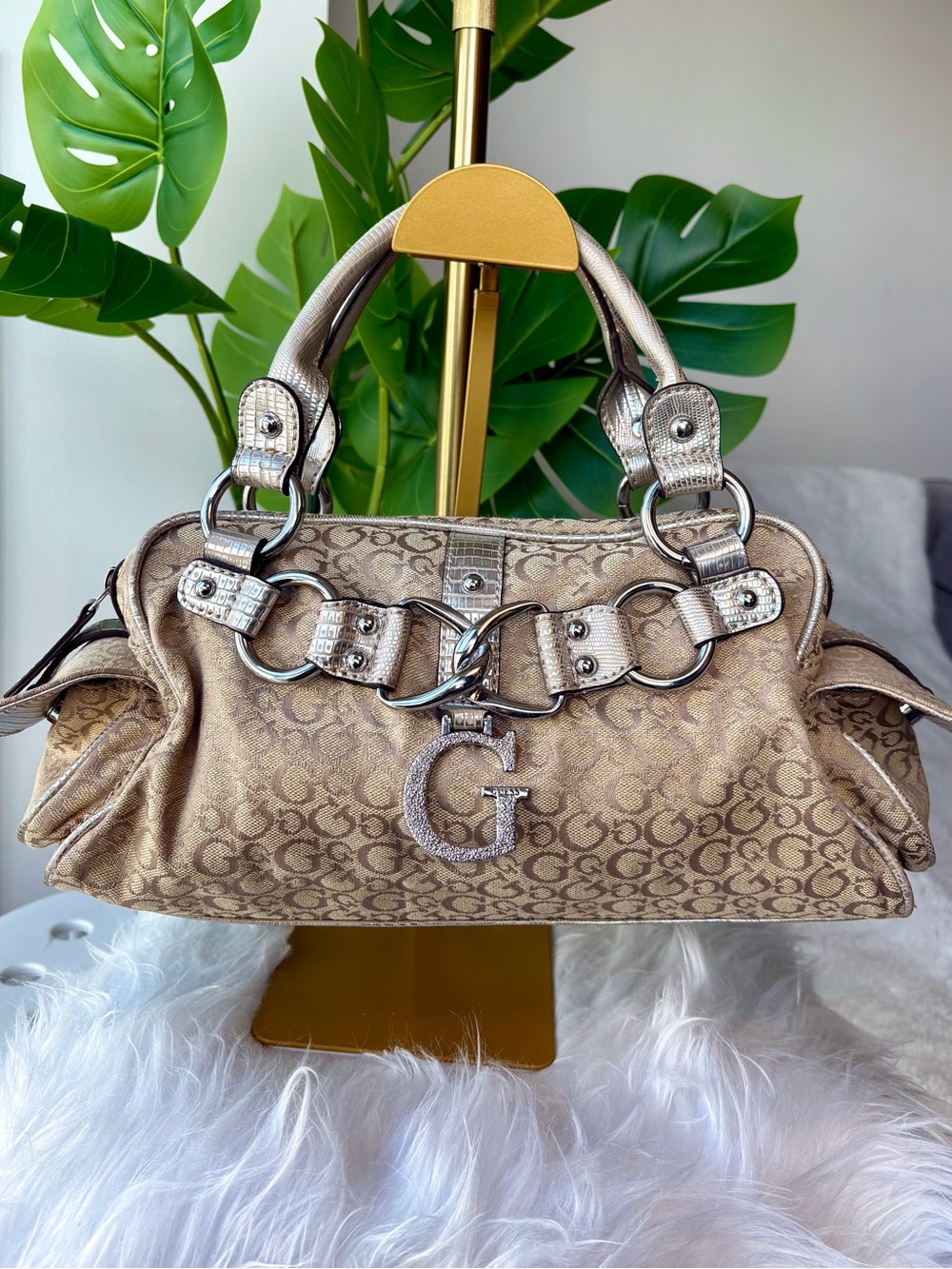 GUESS Vintage Y2K Monogram Bowler Satchel Bag Silver Metallic Croc Purse